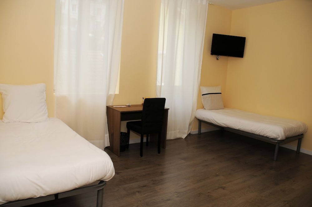 Фото отеля 3