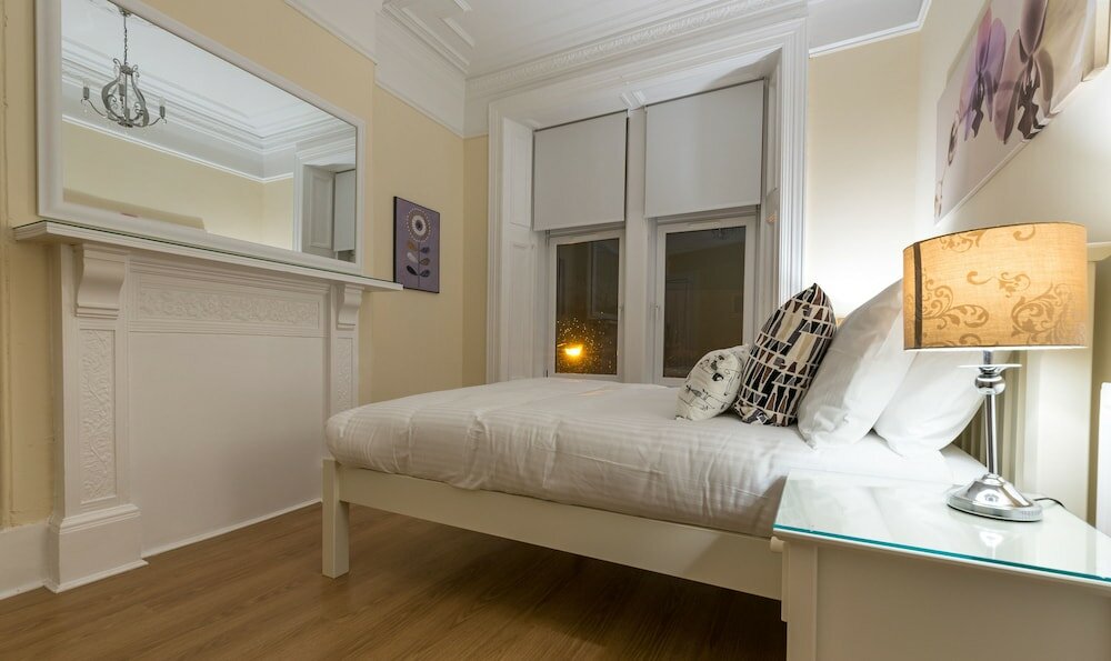 Фото Belhaven Apartment
