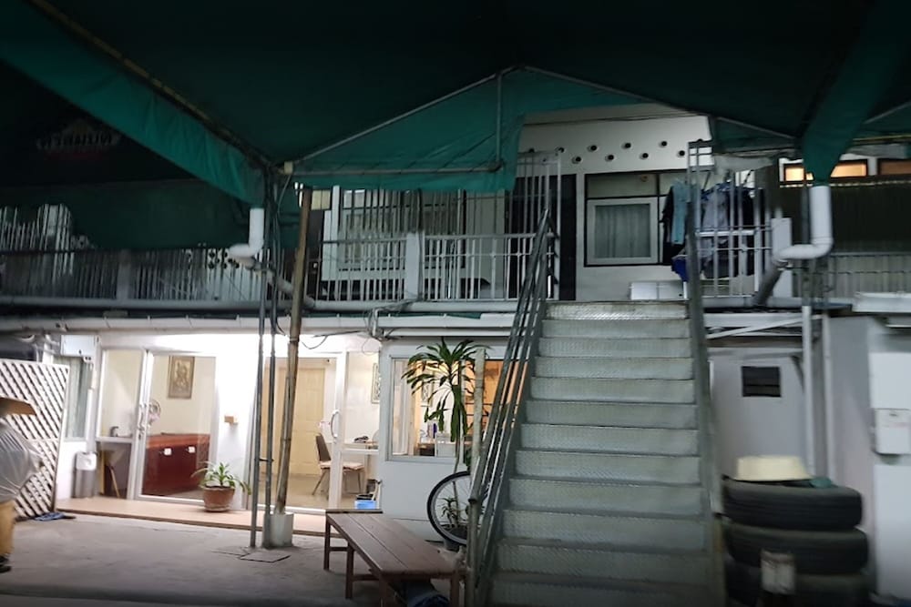 Фото Freesia Saladaeng Silom Apartments