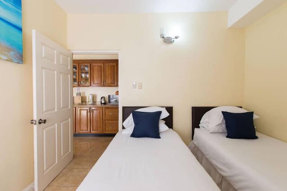 Фото New Kingston Apartments at Kensington