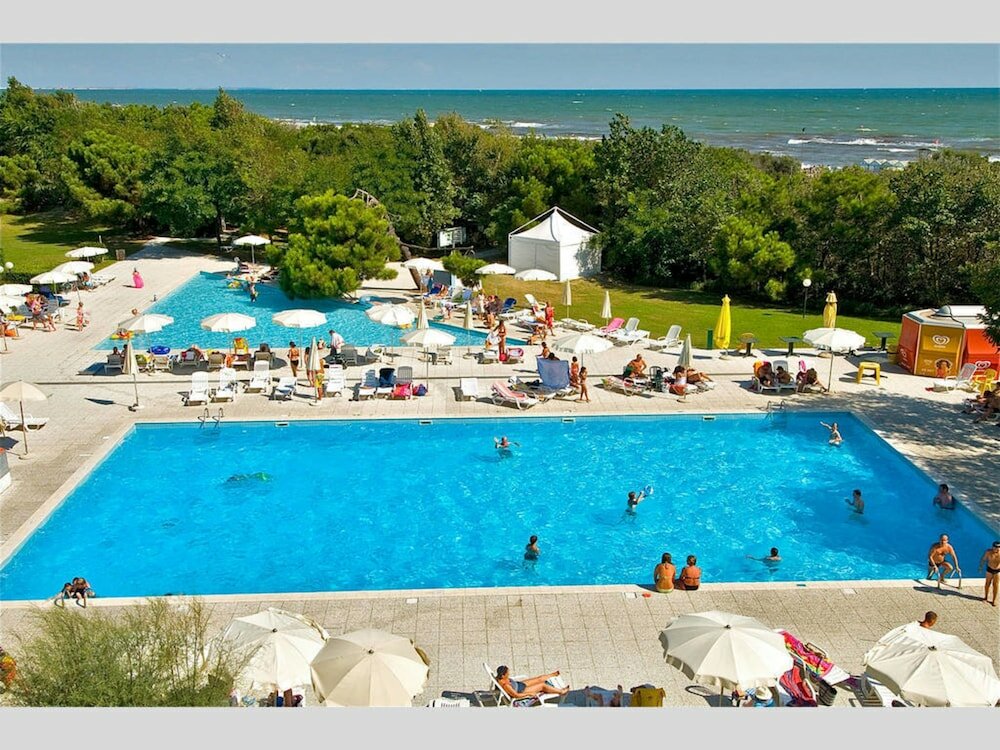 Фото Isaresidence Holiday Resort