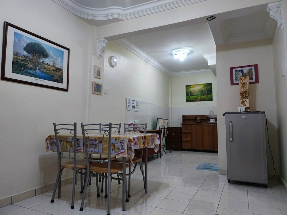 Фото Kpw at Royal Lily Apartment