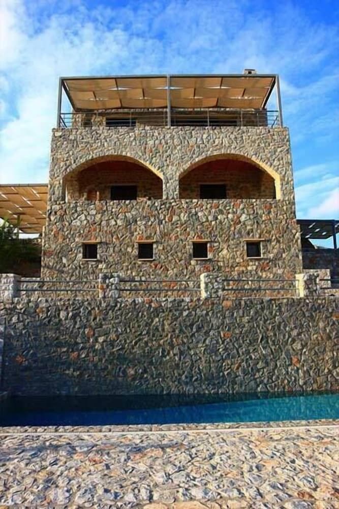 Фото Aoritis Villas