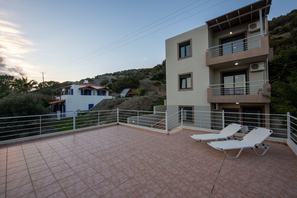 Фото Portela Apartments Kampoula