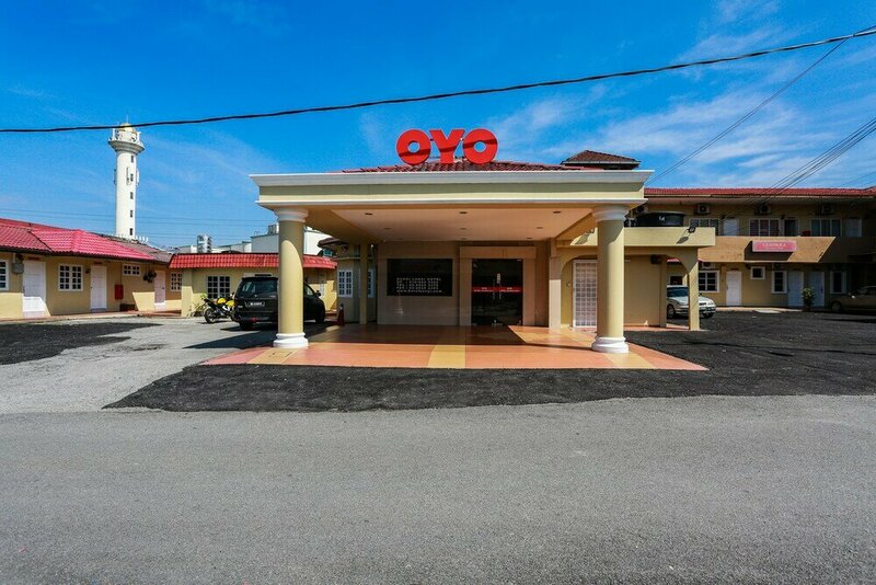 Гостиница Oyo 44094 Bangi Lanai Hotel