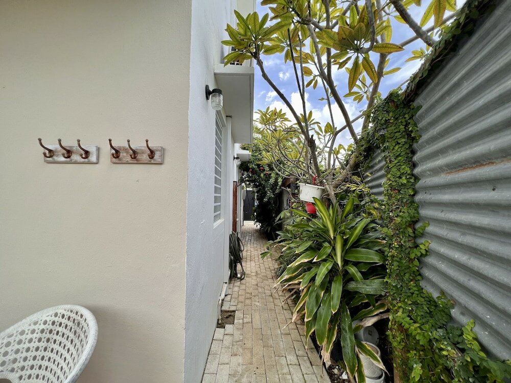 Фото Sonsoleá Host