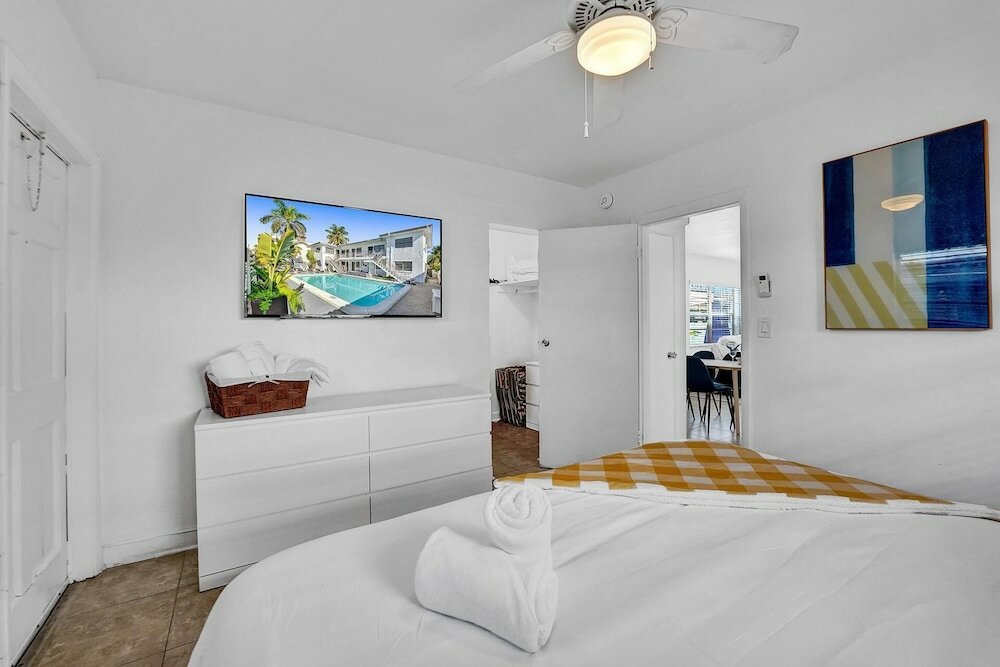 Фото Waves On Desoto