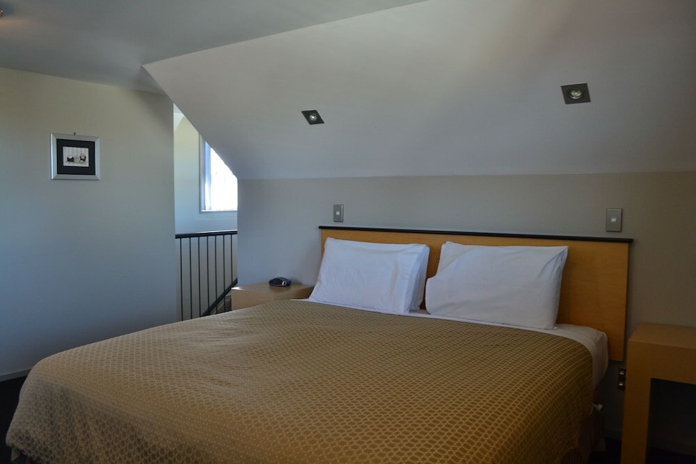 Фото Athena Motel & Apartments