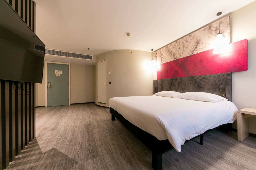 Фото Ibis Wuhan Hankou Hotel