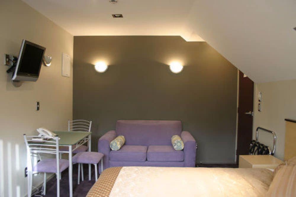 Фото Athena Motel & Apartments