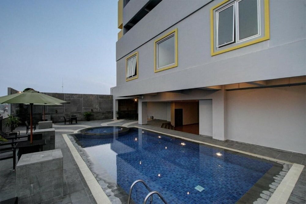 Фото Hotel Dafam Pekalongan