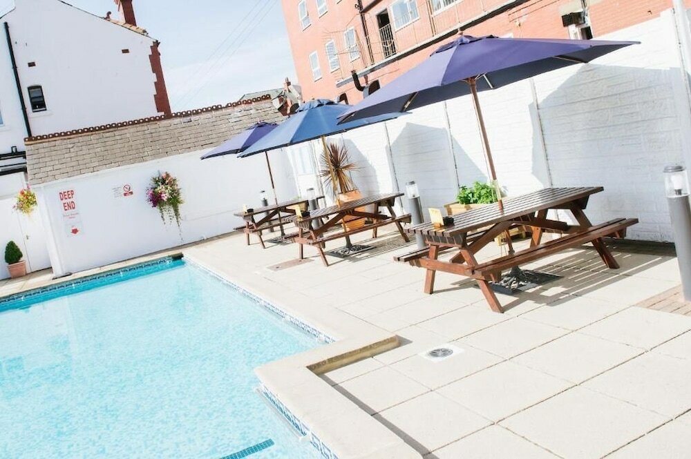 Фото The Doric Hotel