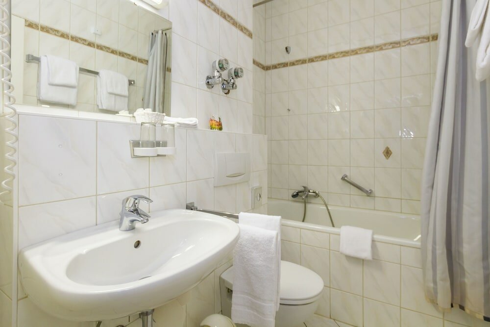 Фото Baynunah Hotel Drachenfels