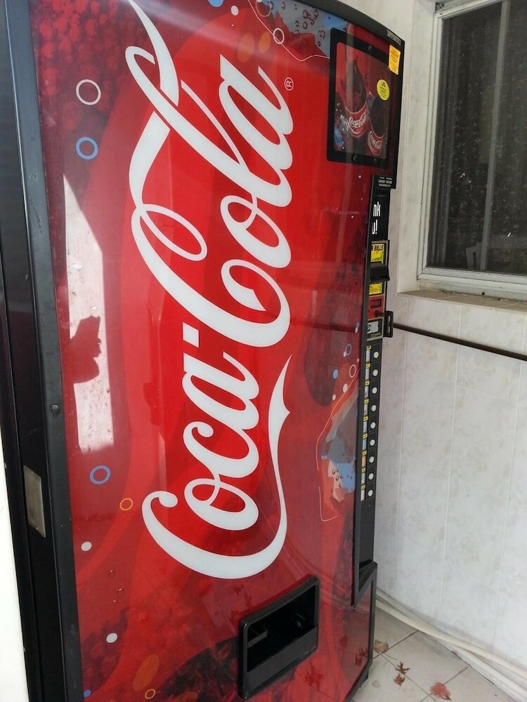 Фото Americas Best Value Inn Avenel Woodbridge