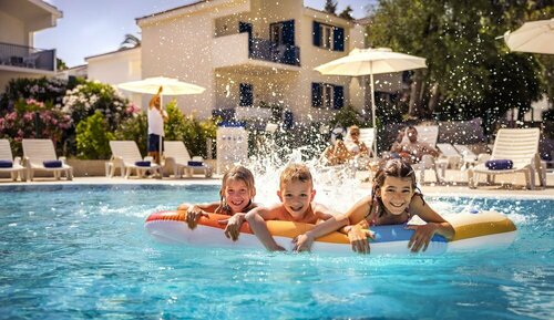 Гостиница Aminess Vival Port9 Resort в Корчуле