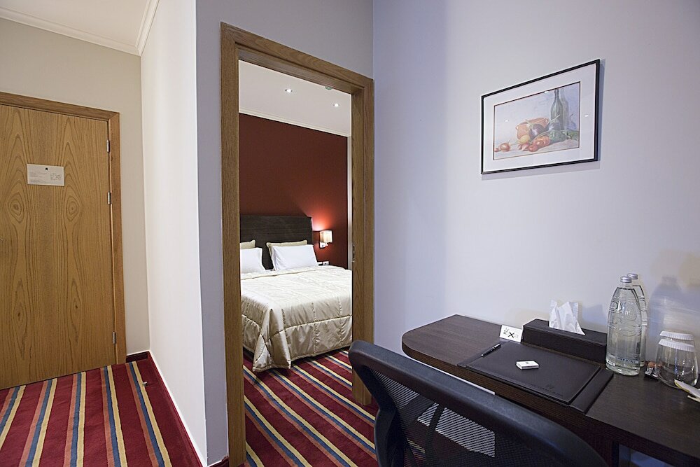 Фото The J Hotel & SPA