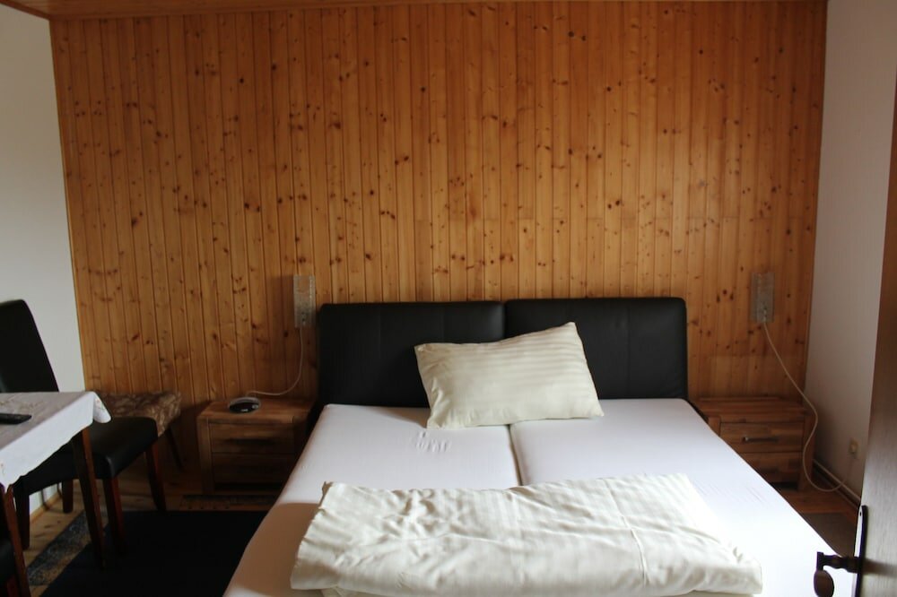 Фото Gasthof - Pension Waldhof