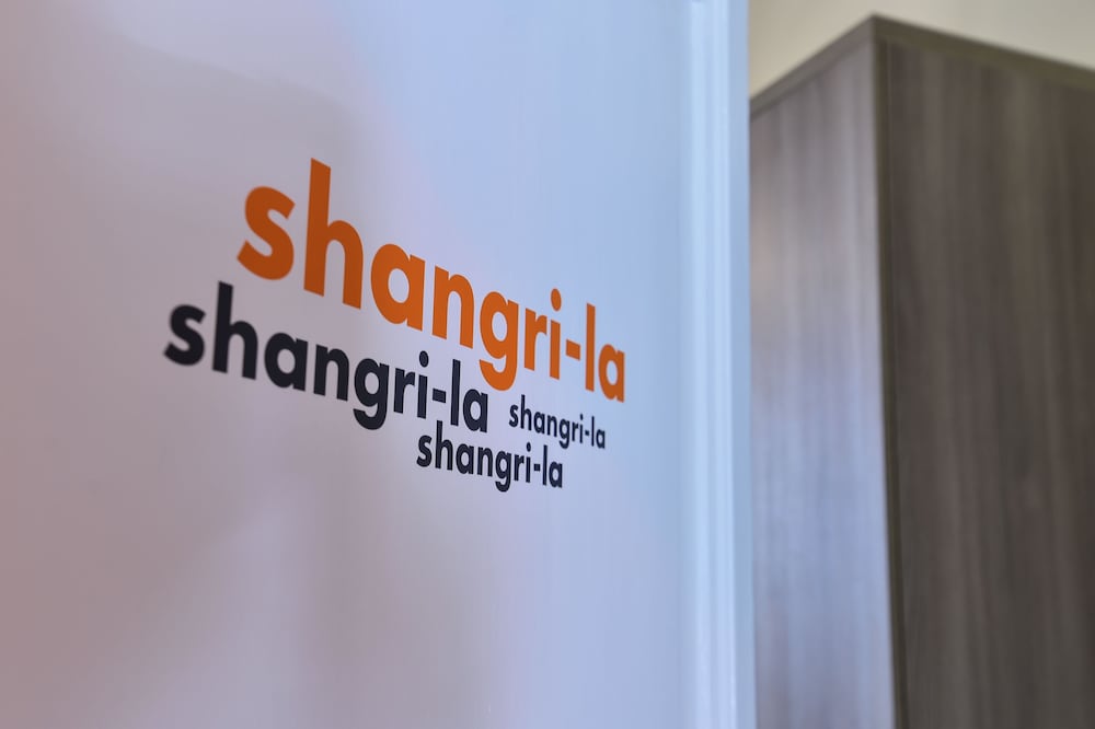 Фото The Pope's Window