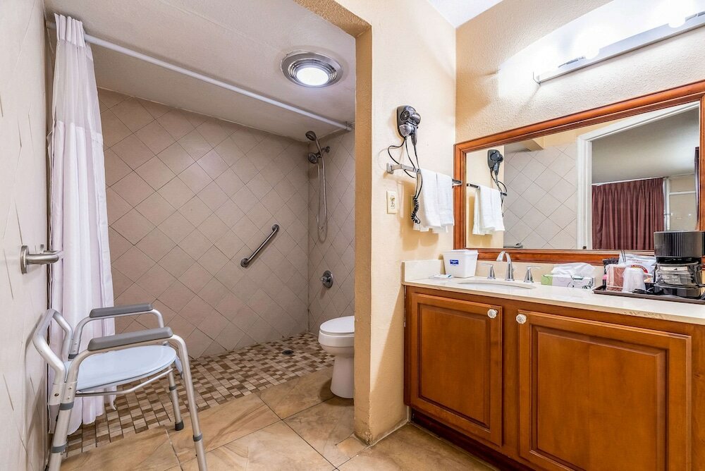 Фото Rodeway Inn