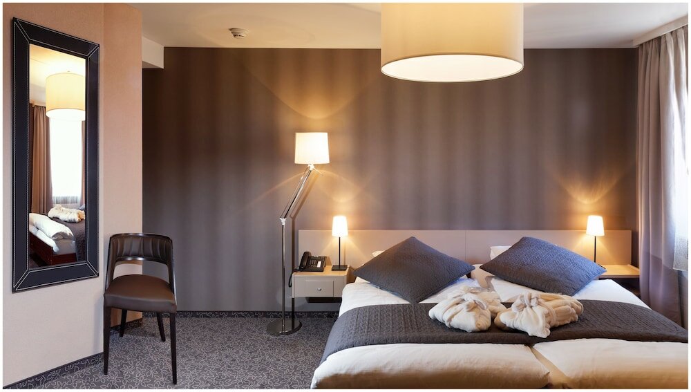 Фото Hotel la Suite