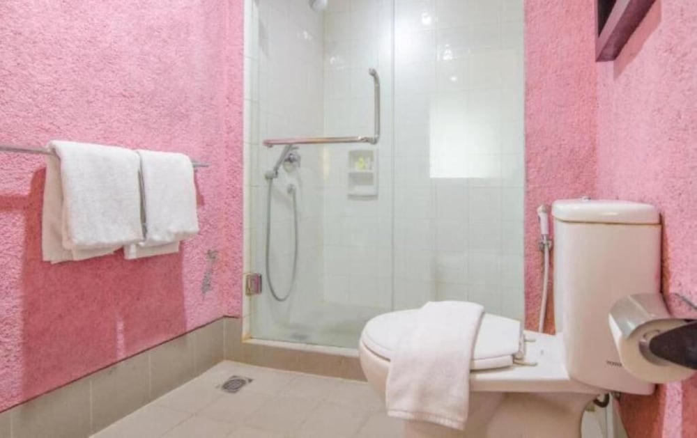 Фото Tychi Hotel