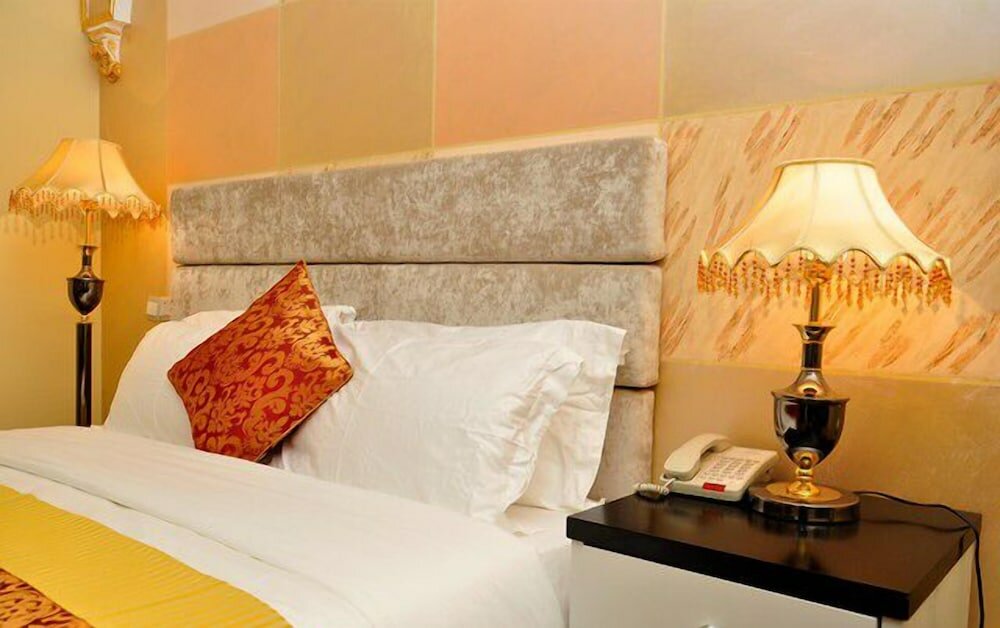 Фото Sandralia Hotel