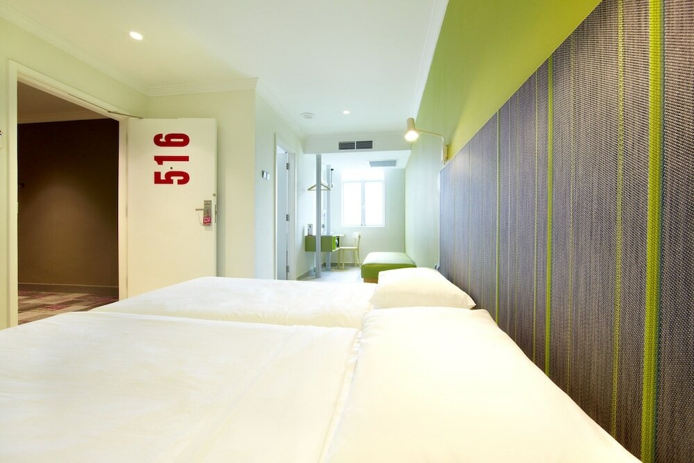 Фото Hangout at Mt Emily