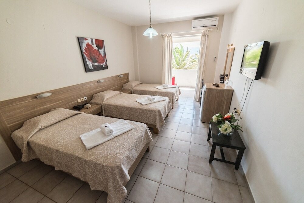 Фото Akti Corali