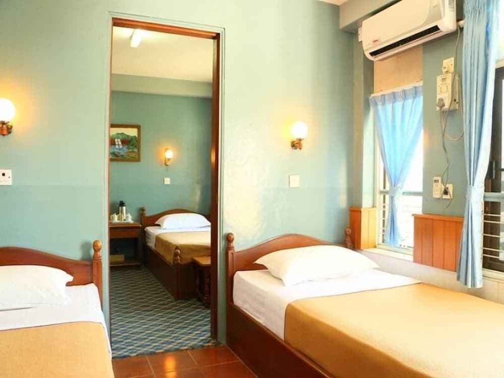 Фото отеля 3