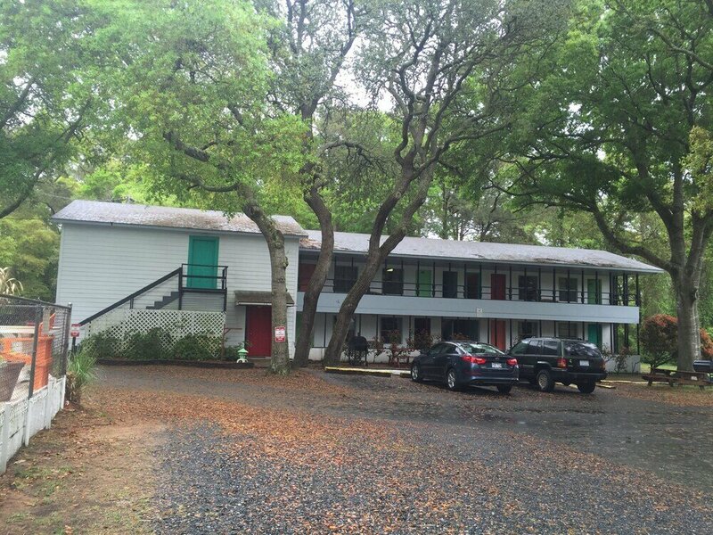 Гостиница Captain's Cove Motel