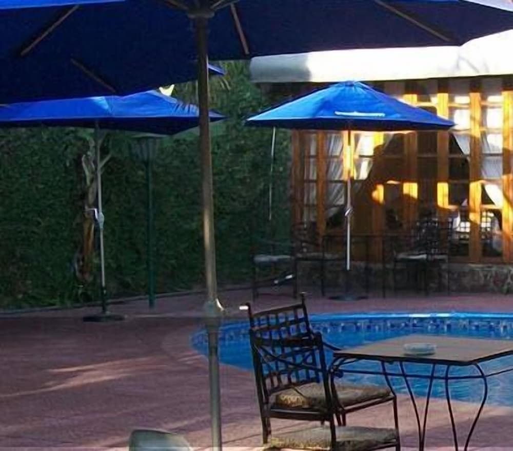 Фото отеля 5