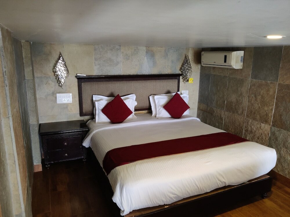 Фото Ravine Hotel