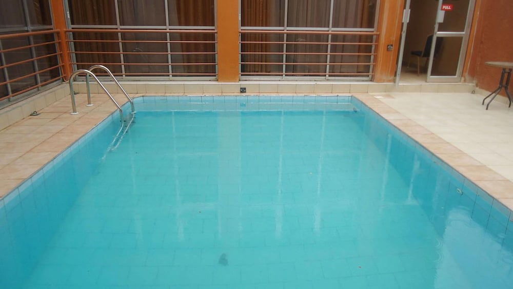 Фото Eureka Place Hotel