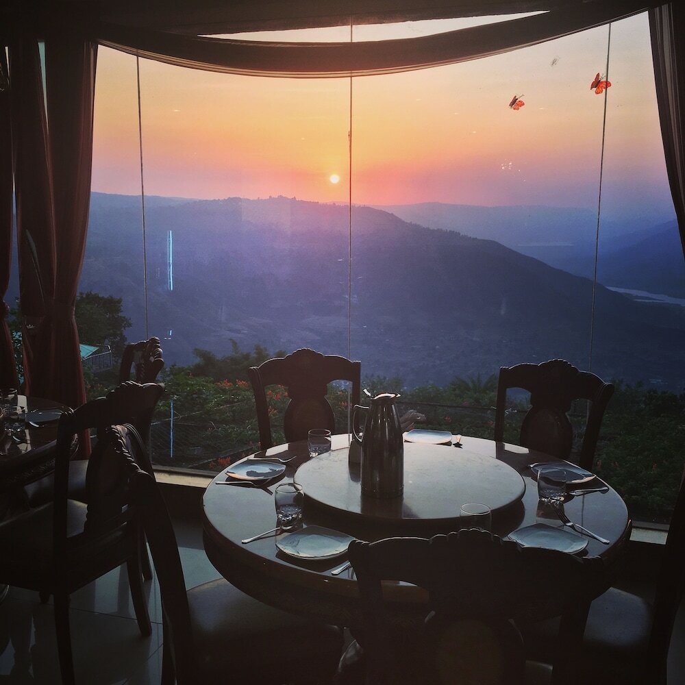 Фото Ravine Hotel