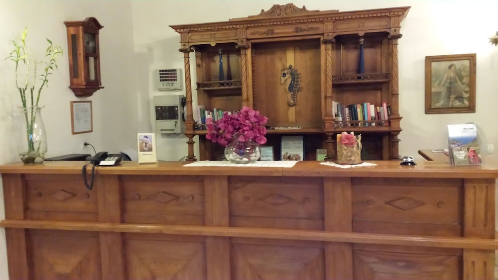 Фото Ippokampos Hotel