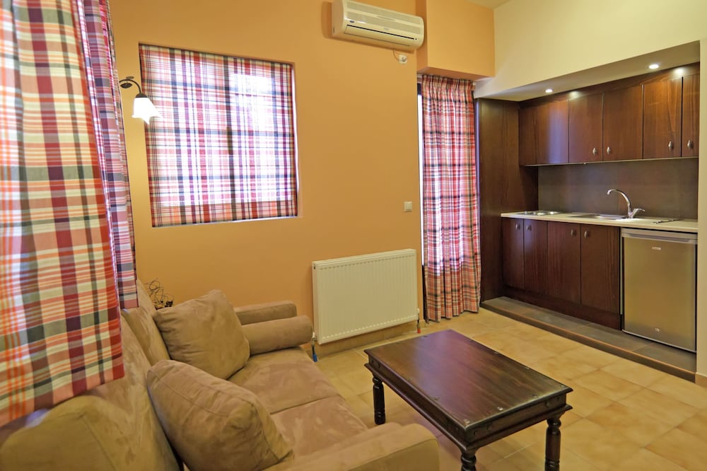 Фото Minos Pension