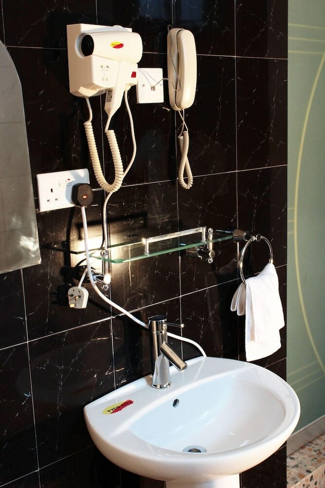 Фото Tyco City Hotel
