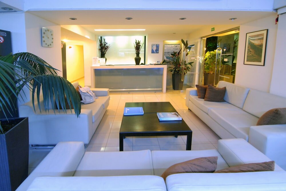 Фото отеля 3