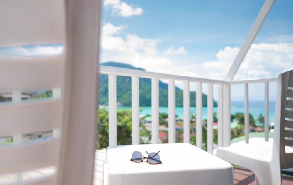 Фото Uphill Cottage