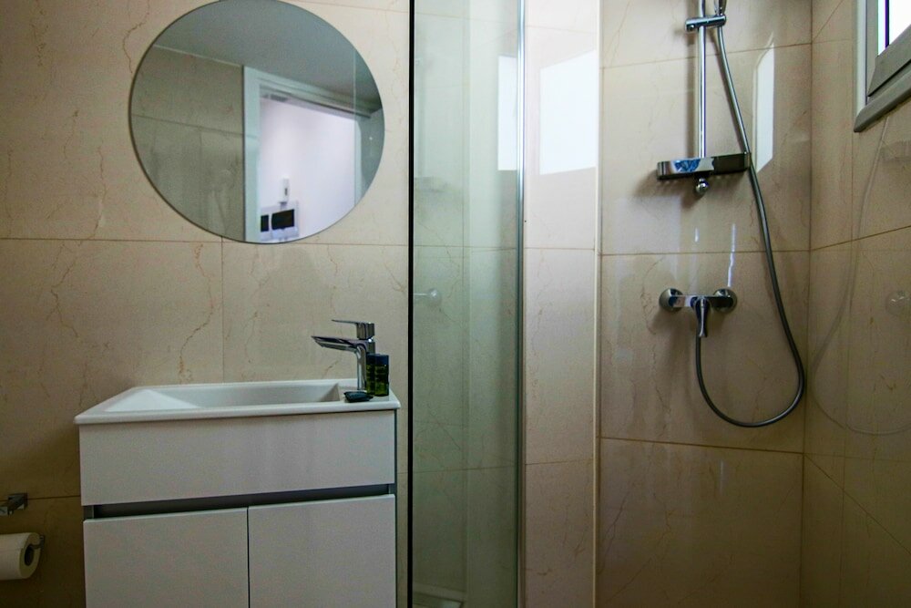 Фото Phaedrus Living Onyx Flat Lighthouse 48