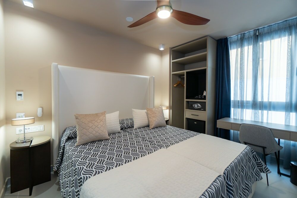 Фото Hotel Perla Del Sur