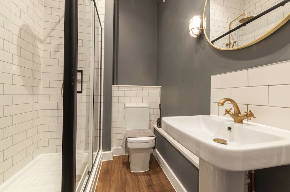 Фото Wyndham Square Apartments by K Boutique