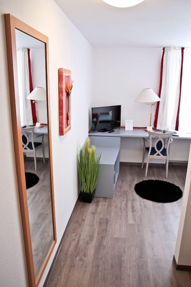 Фото Hotel Postbauer Heng