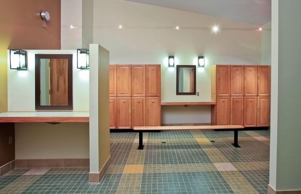 Фото The Biggest Loser Resort Niagara