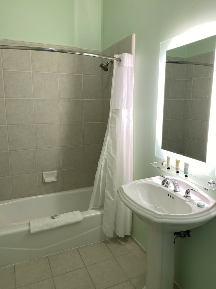 Фото Elm House Inn