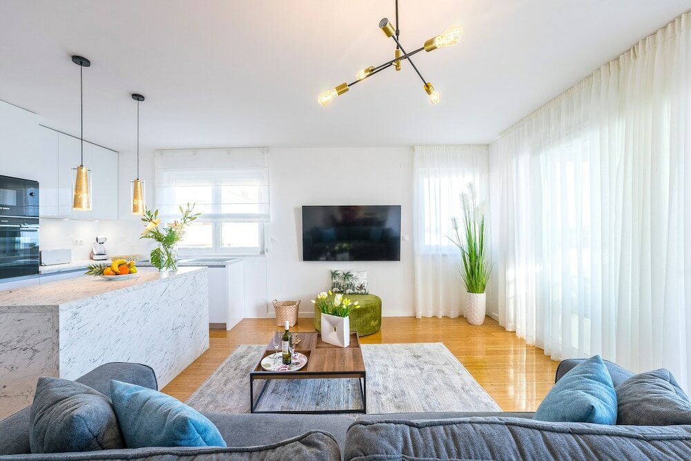 Фото Penthouse Apartment Perla with Jacuzzi