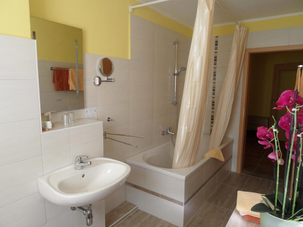 Фото Altstadt Hotel Peiß