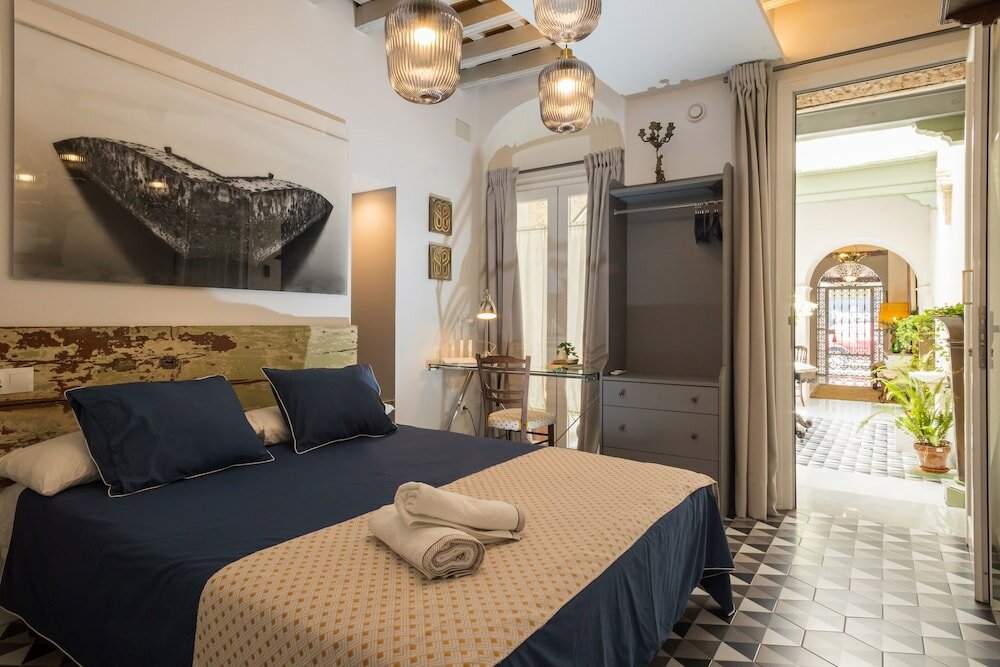 Фото Portus Gaditanus sXVIII Patio andaluz