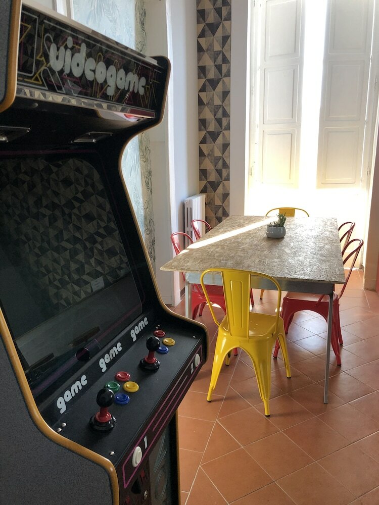 Фото H Hostel Friendly Accommodation