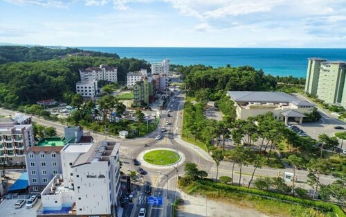 Гостевой дом Gangneung Nishi SPA Pension в Канныне